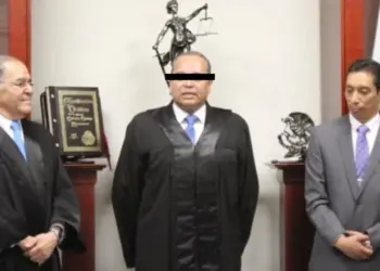 Detienen a juez de Durango con un millón de pesos y arma