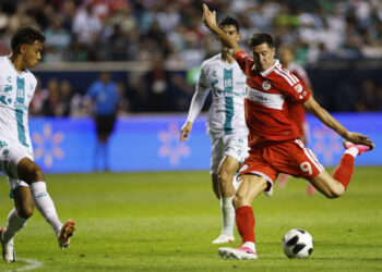 Chicago Fire remonta y derrota a Santos Laguna