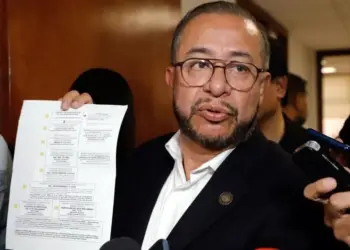 Morenista pedirá licencia y deja acéfala Sección Instructora