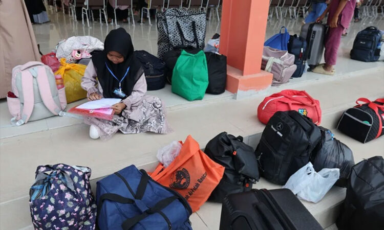 269 niños son hospitalizados por intoxicación en Indonesia