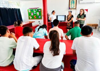 SIPINNA refuerza salud sexual en centro para menores