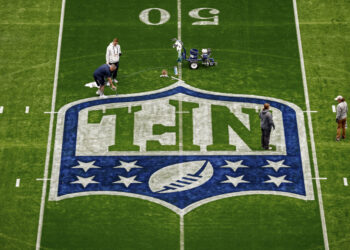 Cardinals y Panthers abren la pretemporada 2026 de la NFL