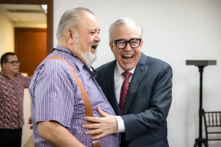 Oposición pide perfil anti Rocha en Sinaloa