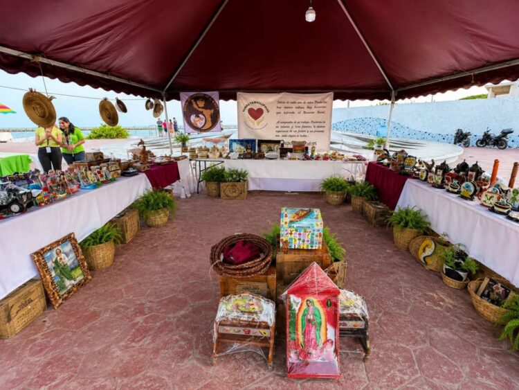 Creatividad y talento de PPLs presentes en la Expo OVNI-CEDES