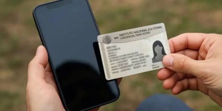 Continúan usuarios con dificultades por registro de líneas