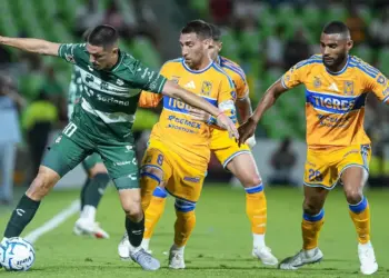 Santos suma su primer punto tras empatar con Tigres