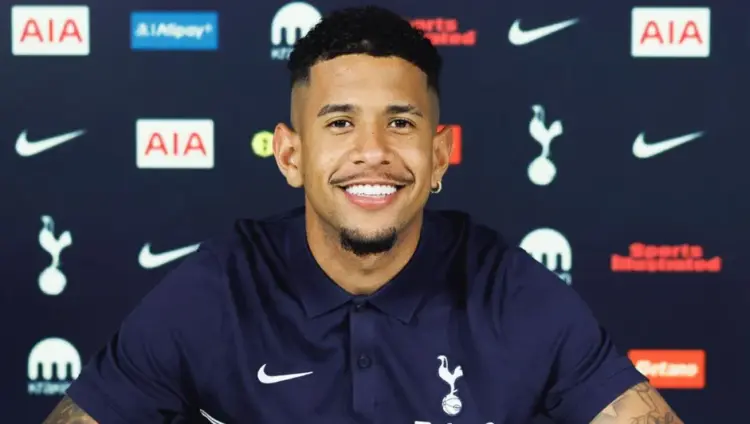 Tottenham ficha a Savinho por 100 millones de euros
