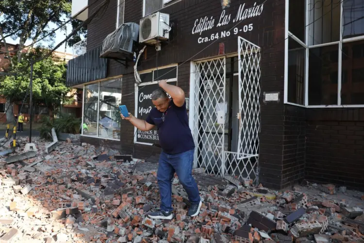 Sheinbaum expresa solidaridad con Colombia por terremoto