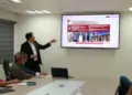 Transportistas de Nuevo Laredo se unen a mesa de competitividad