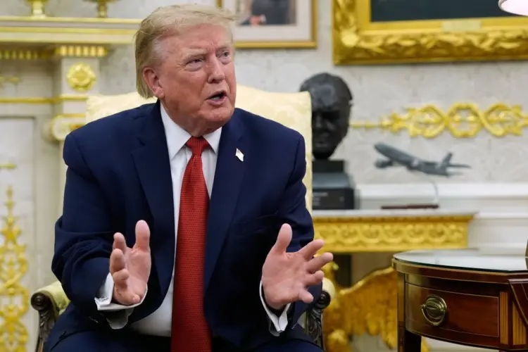 Trump pausa aranceles a Canadá tras acuerdo de último momento