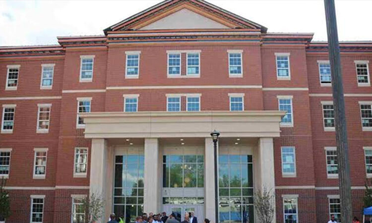 Tiroteo en Virginia State University deja cinco heridos