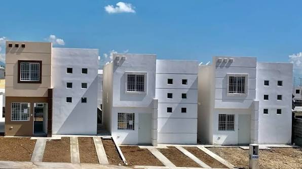 Avanza construcción de más de 10 mil viviendas