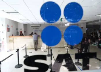 SAT cancela facturas a empresas por huachicol ilegal