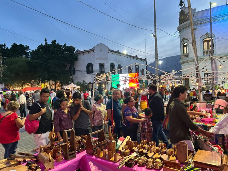Artesanías del CEDES Victoria llegan a venta