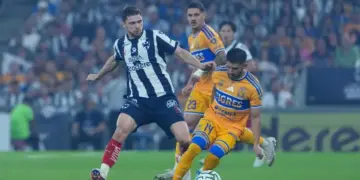Monterrey y Tigres empatan si goles en un aburrido clásico norteño 143
