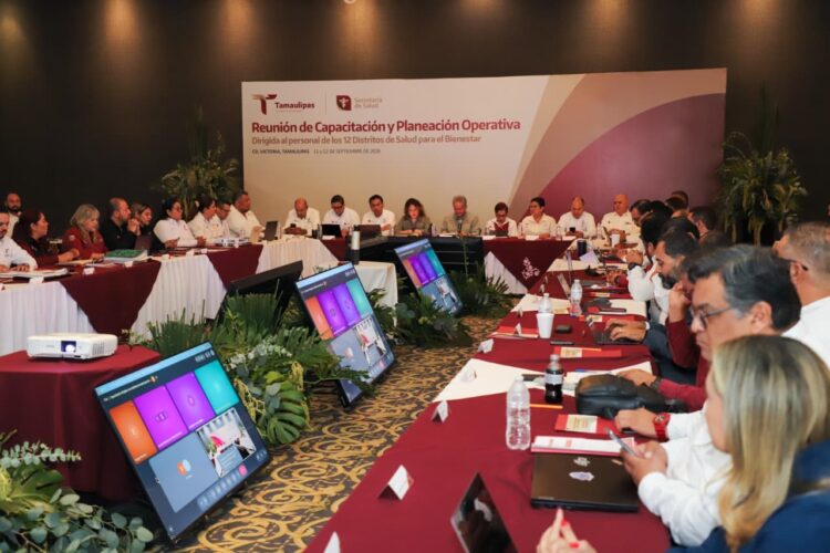 Evalúa secretario de Salud programas prioritarios y estrategias de atención 