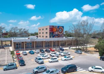 UAT conmemorará 76 aniversario con homenaje a fundadores en Tampico