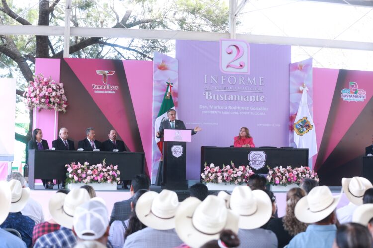 En Bustamante, Américo refrenda el respaldo de su gobierno; se prioriza agua, electrificación y vivienda