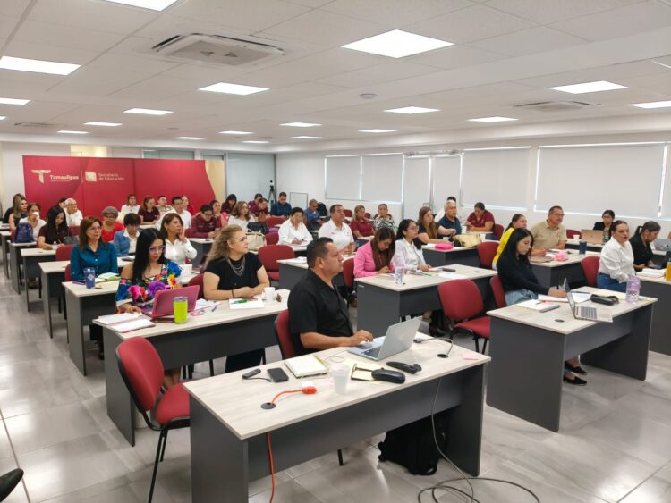 Realizan taller de Inducción a la Política de Aprendizajes Fundamentales para maestros tamaulipecos