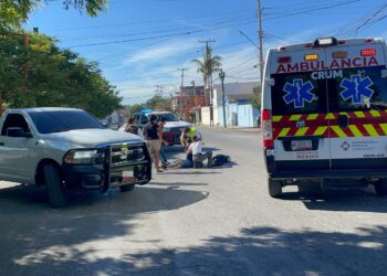 Ciclista lesionado tras ser arrollado por camioneta en Fracc. Teocaltiche