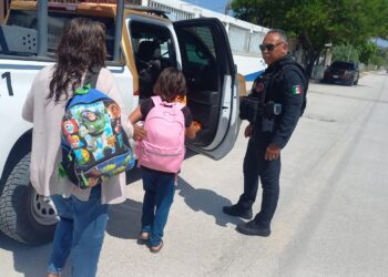 Guardia Estatal traslada a madre e hija