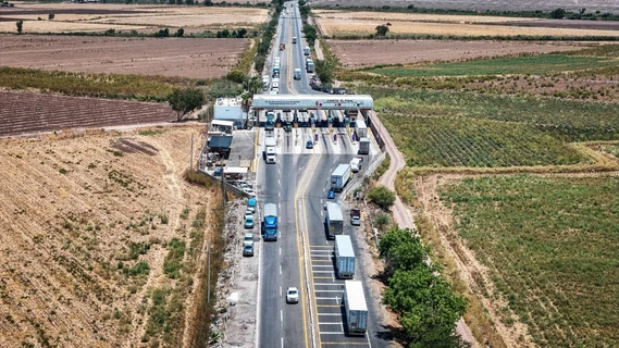 Transportistas piden diferenciar cruces fronterizos
