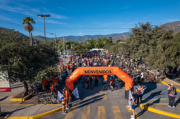 Participan cientos de ciclistas en la Gran Rodada UAT 14K en Cd. Victoria
