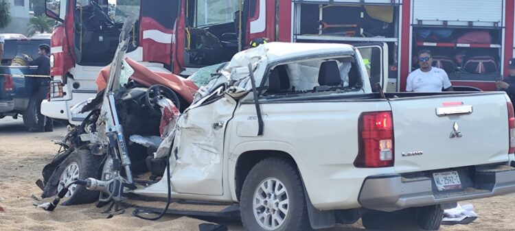 Empleado de parque eólico prensado tras accidente en carretera Victoria-Zaragoza