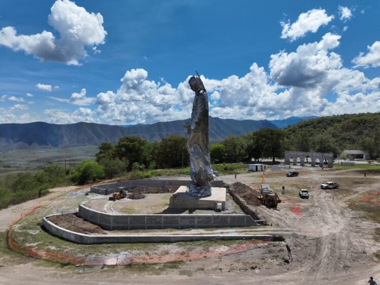 Avanzan Obras de la nueva plazoleta para la Virgen en El Chorrito, Hidalgo.