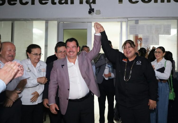 Reeligen a Edy Izaguirre en la Facultad de Derecho y Ciencias Sociales Victoria en la UAT