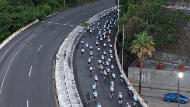 Vuelta Ciclista de Tampico 2026 rompe récord con 457 participantes