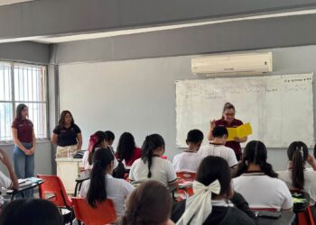 INJUVE lleva prevención del suicidio a estudiantes