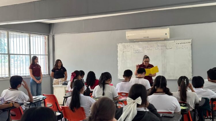 INJUVE lleva prevención del suicidio a estudiantes