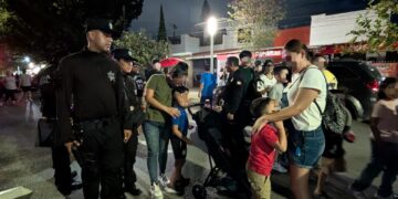 Se extravían dos n iños en Libre 17, GE los localiza