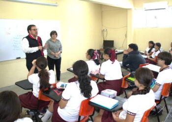 Secretario de Educación supervisa escuelas victorenses