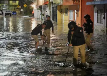 Abandonan a joven en plaza de Reynosa