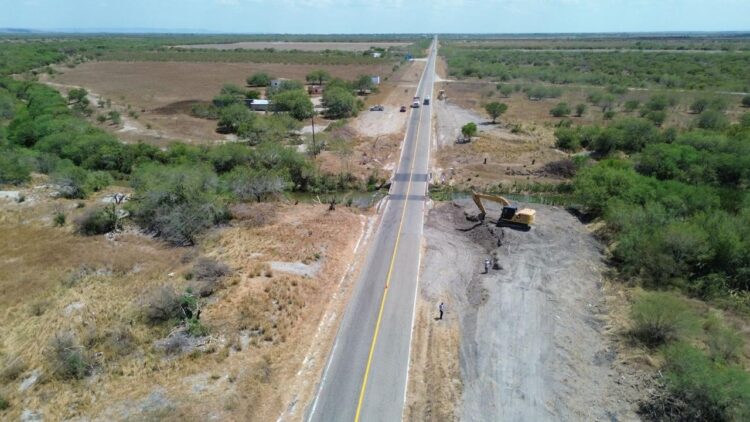 Rehabilita gobierno de Américo Villarreal el puente San Manuel en Abasolo