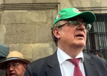 Ebrard evita confirmar acuerdo comercial con EU