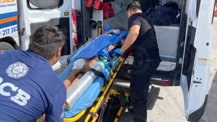 Madre e hijo sufren quemaduras en incendio