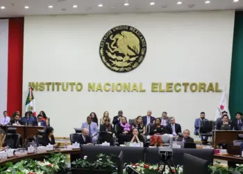 INE advierte riesgos por revisión de candidaturas