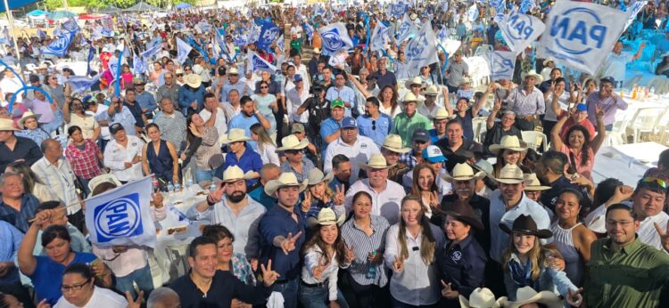 PAN celebra aniversario con llamado al cambio