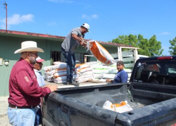 Apoyan a ganaderos durante la sequía