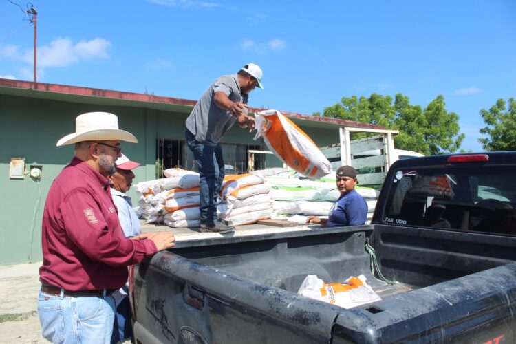 Apoyan a ganaderos durante la sequía