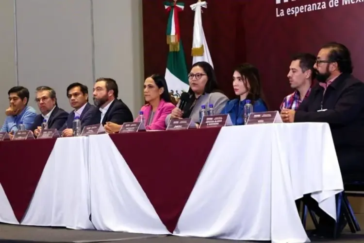 Morena admite ajustes en encuestas para candidaturas