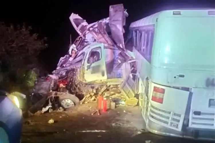 Choque tras mitin de Sheinbaum deja cuatro muertos