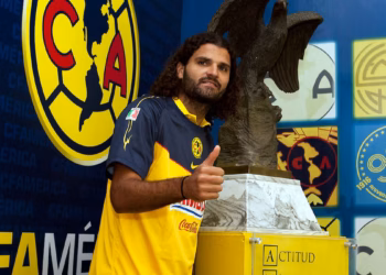 Exjugador del América dirige ahora a Venezuela