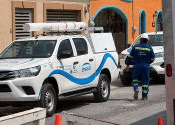 Excavación provoca fuga de gas y alerta a población