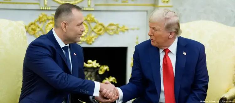 Trump confirma avances para una base de EU en Polonia