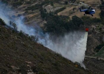 Incendio en Villa de Leyva está controlado en 75%