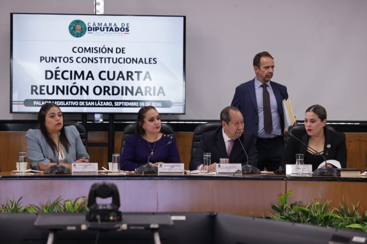 Diputados aprueban en comisión dictamen que impediría candidatos a presidente y gobernador con doble nacionalidad